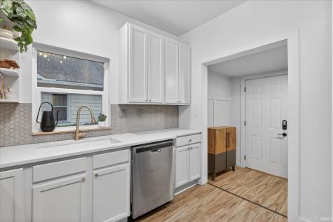 209 N Sunnyside Avenue South Bend IN 46617