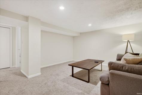 209 N Sunnyside Avenue South Bend IN 46617