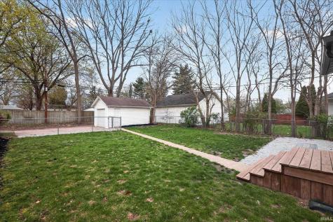 209 N Sunnyside Avenue South Bend IN 46617