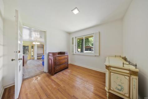810 Plaza Drive Evansville IN 47715