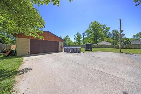 810 Plaza Drive Evansville IN 47715