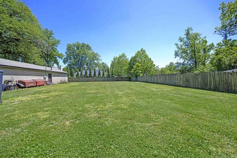 810 Plaza Drive Evansville IN 47715