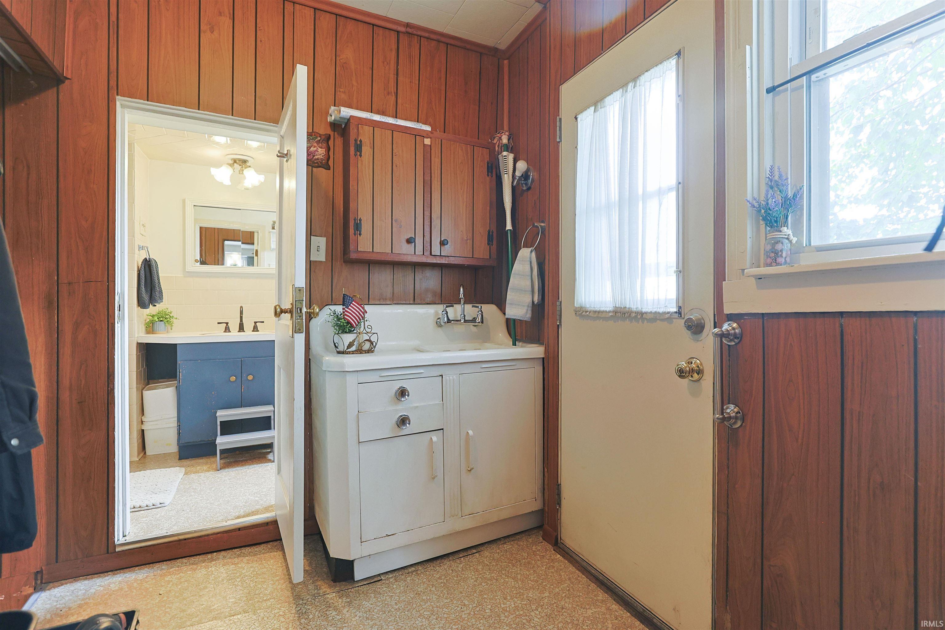 207 W 12th Street Mishawaka IN 46544