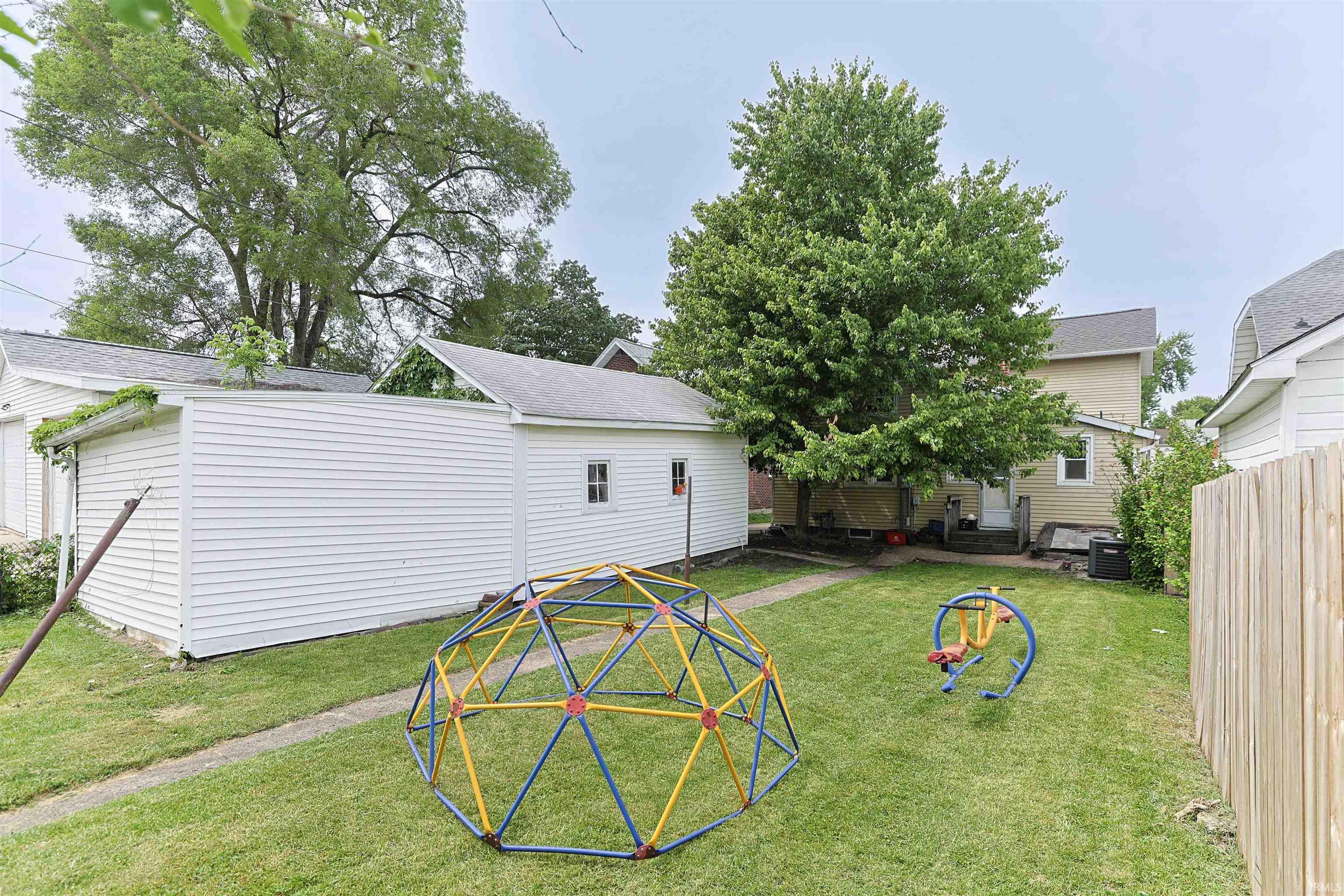 207 W 12th Street Mishawaka IN 46544