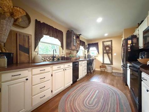 721 Maplecrest Avenue Kokomo IN 46902