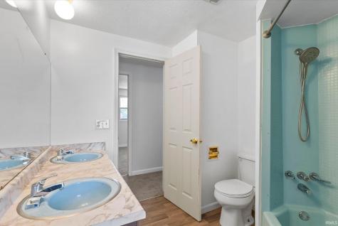 5316 Stellhorn Road Fort Wayne IN 46815