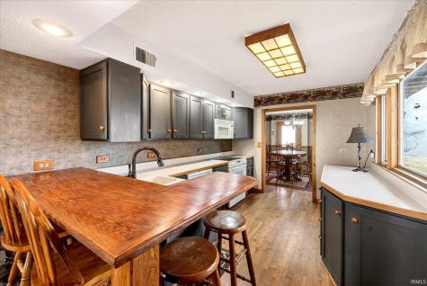 1734 N 1300 W Linton IN 47441