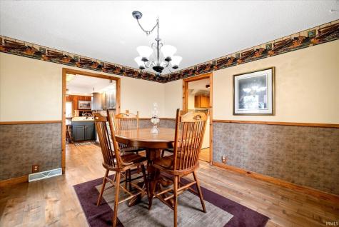 1734 N 1300 W Linton IN 47441