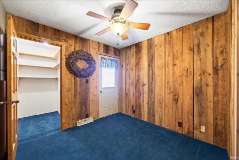 1734 N 1300 W Linton IN 47441