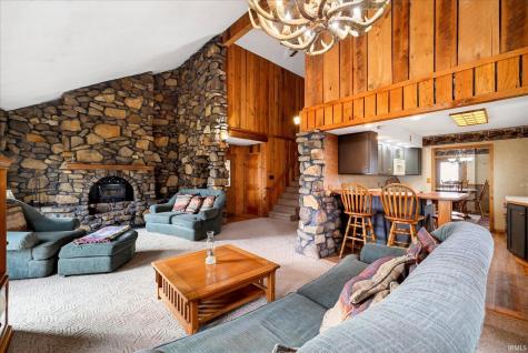 1734 N 1300 W Linton IN 47441