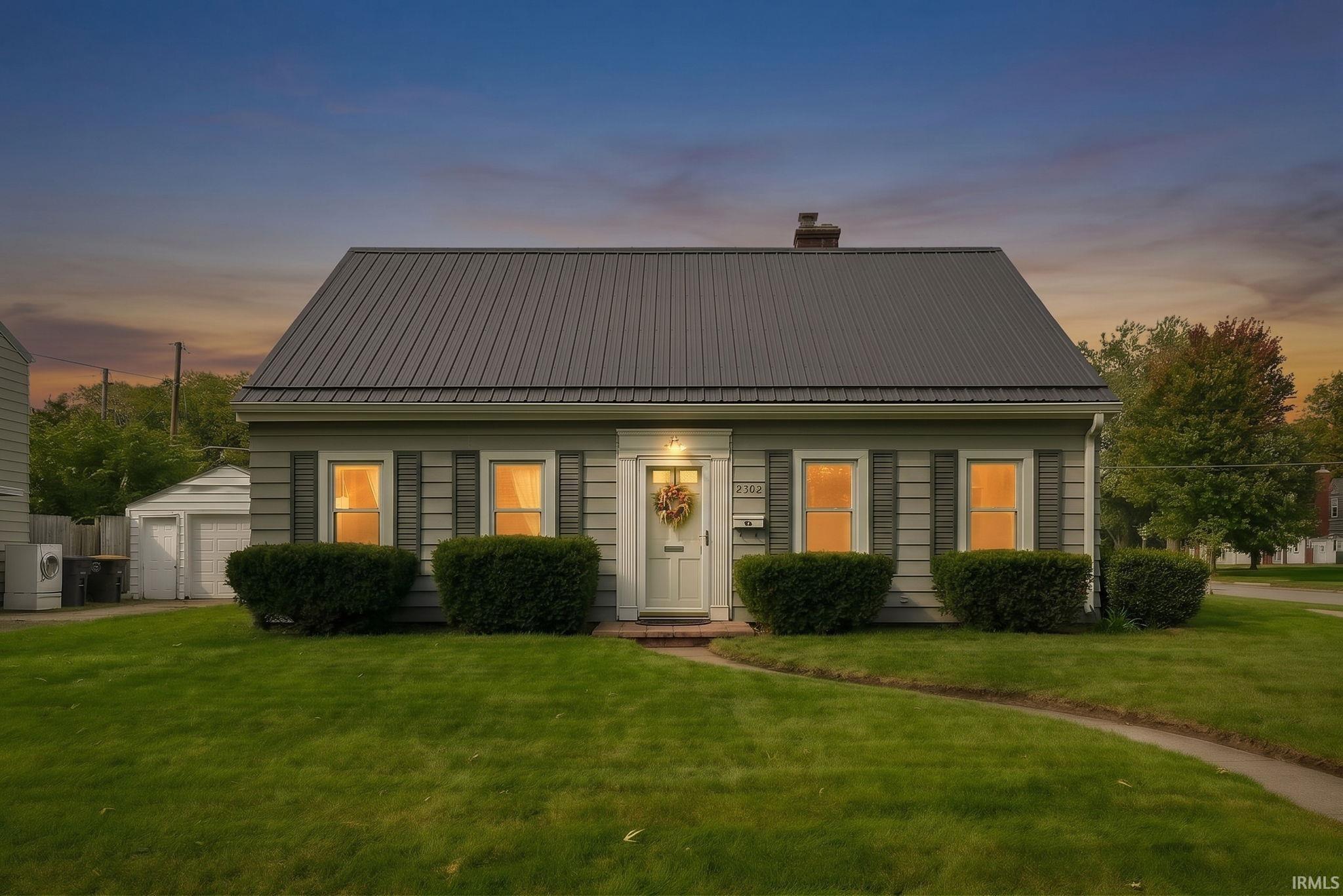 2302 Wawonaissa Trail Fort Wayne IN 46809