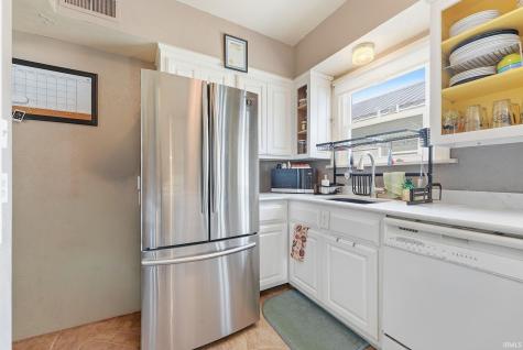 2302 Wawonaissa Trail Fort Wayne IN 46809