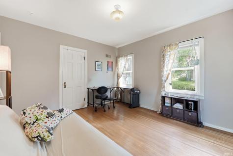 2302 Wawonaissa Trail Fort Wayne IN 46809