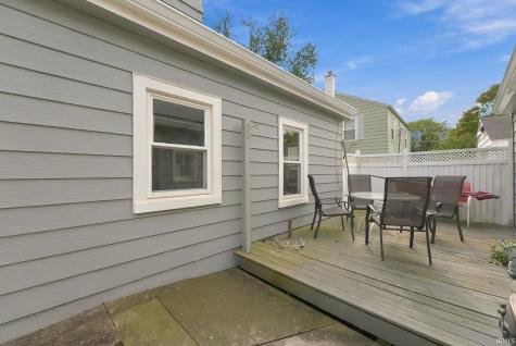 2302 Wawonaissa Trail Fort Wayne IN 46809