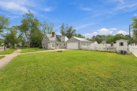 2302 Wawonaissa Trail Fort Wayne IN 46809