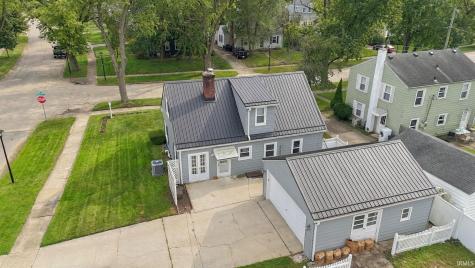 2302 Wawonaissa Trail Fort Wayne IN 46809
