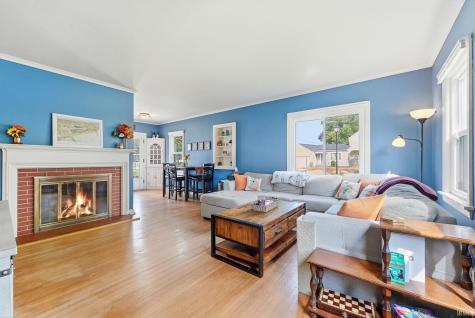 2302 Wawonaissa Trail Fort Wayne IN 46809