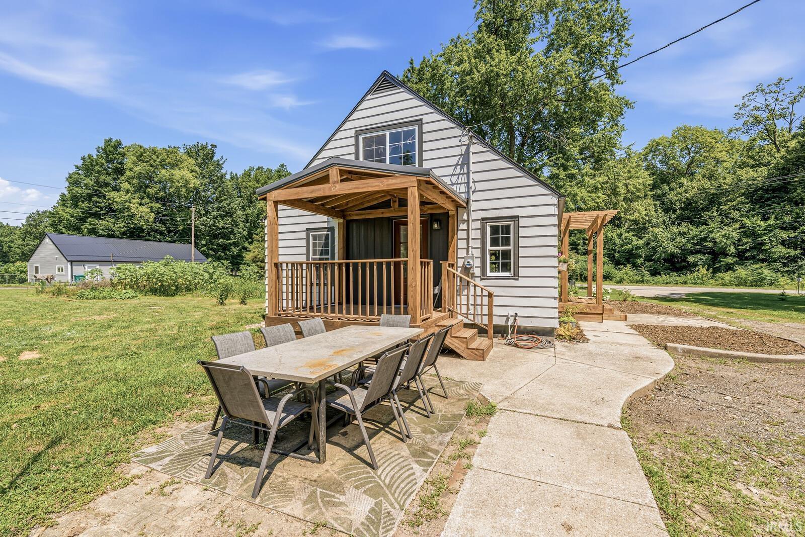 14300 Dragoon Trail Mishawaka IN 46544