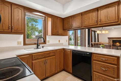 2326 Kerrigans Way Fort Wayne IN 46815