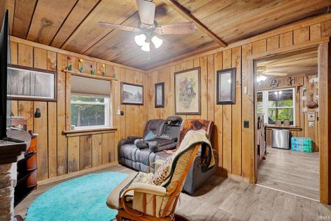 18498 Riviera Lane Shoals IN 47581