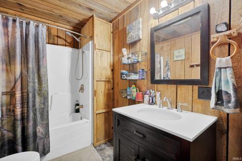 18498 Riviera Lane Shoals IN 47581