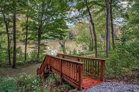 18498 Riviera Lane Shoals IN 47581