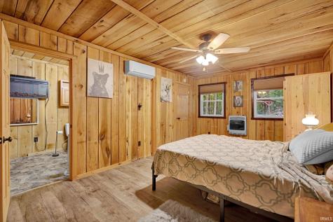 18498 Riviera Lane Shoals IN 47581
