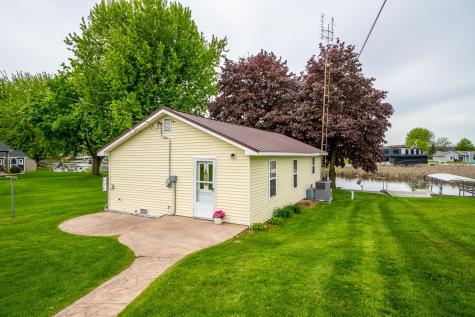 380 Lane 852 Snow Lake Fremont IN 46737