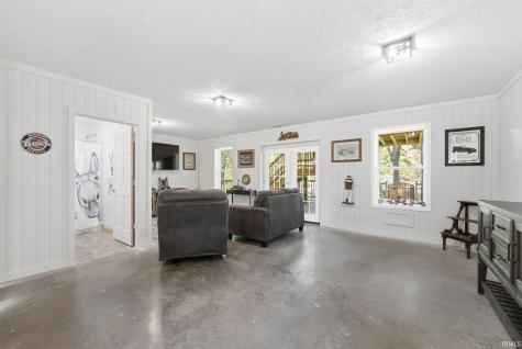 11244 W Horseshoe Bend Road Brookston IN 47923