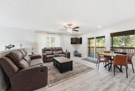 11244 W Horseshoe Bend Road Brookston IN 47923