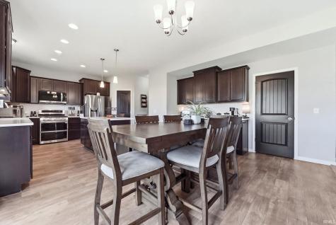 6214 Melan Cove Fort Wayne IN 46835