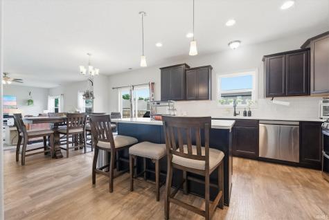 6214 Melan Cove Fort Wayne IN 46835