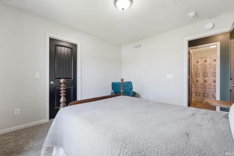 6214 Melan Cove Fort Wayne IN 46835
