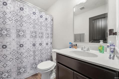 6214 Melan Cove Fort Wayne IN 46835