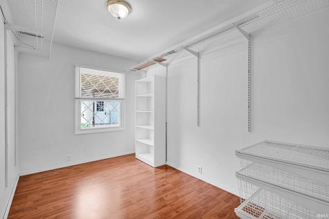 5116 Warren Drive Evansville IN 47710