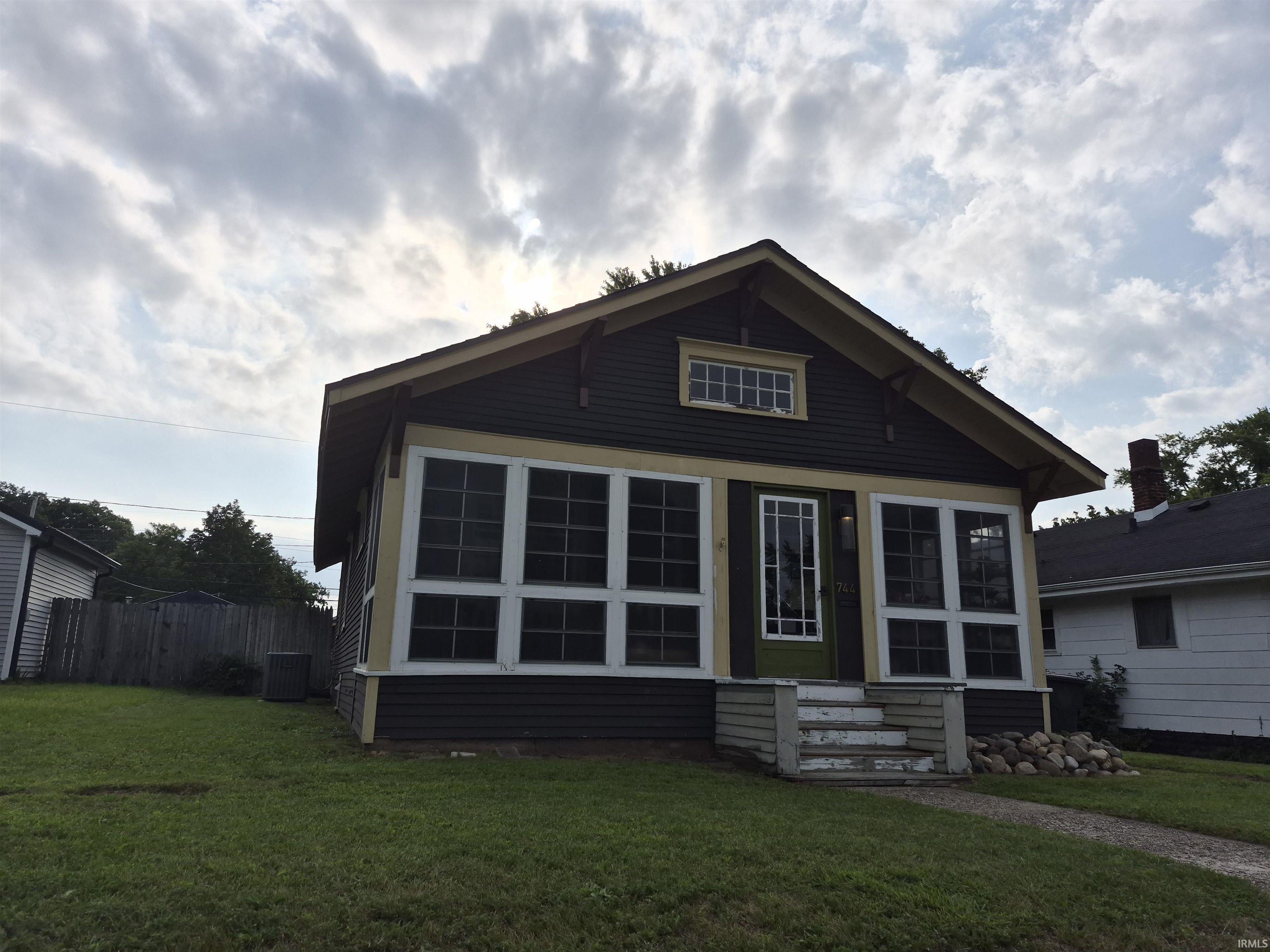 744 S 36th Street South Bend IN 46615