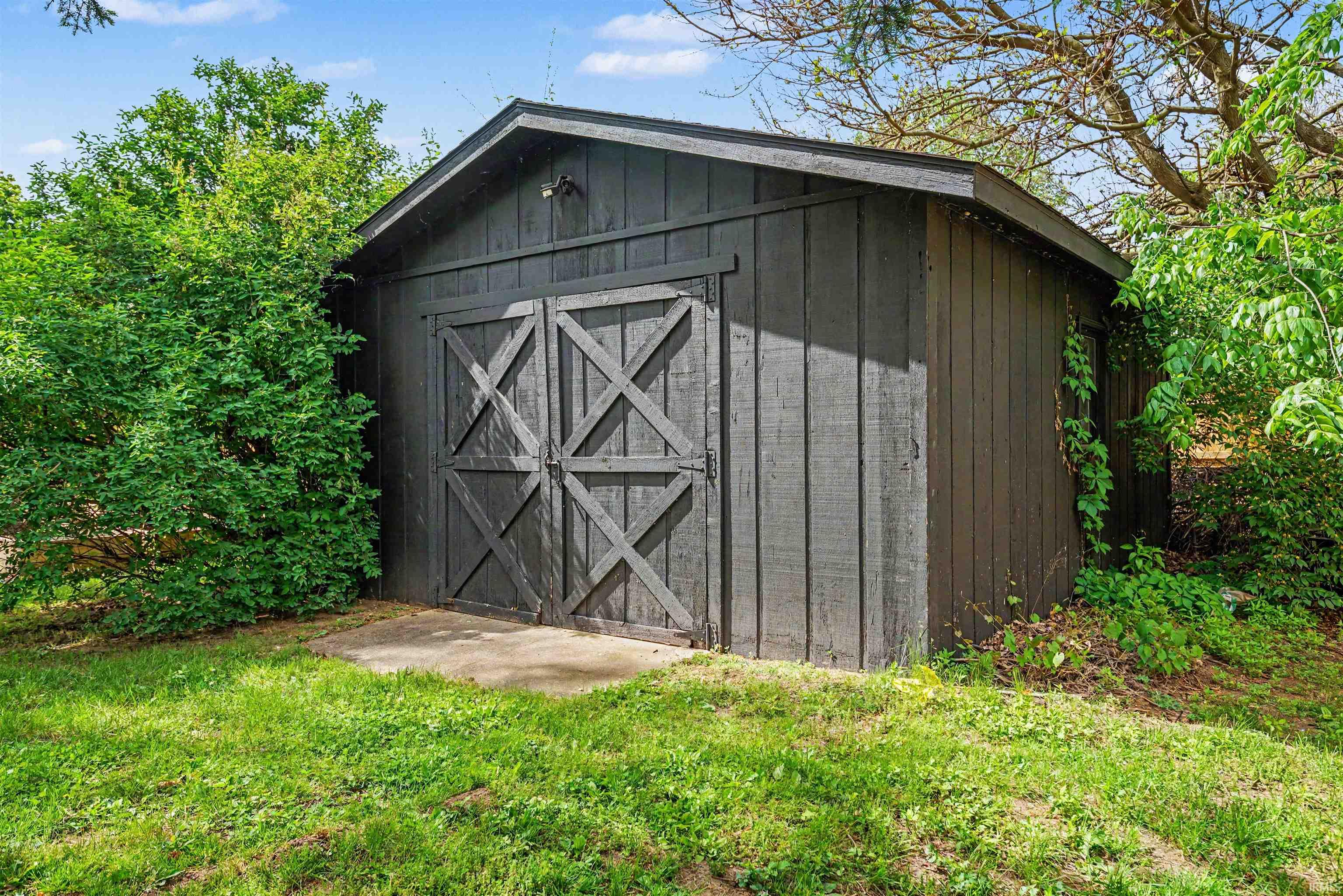 23483 Greenwood Boulevard Elkhart IN 46516