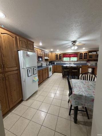 124 6th Street Covington IN 47932