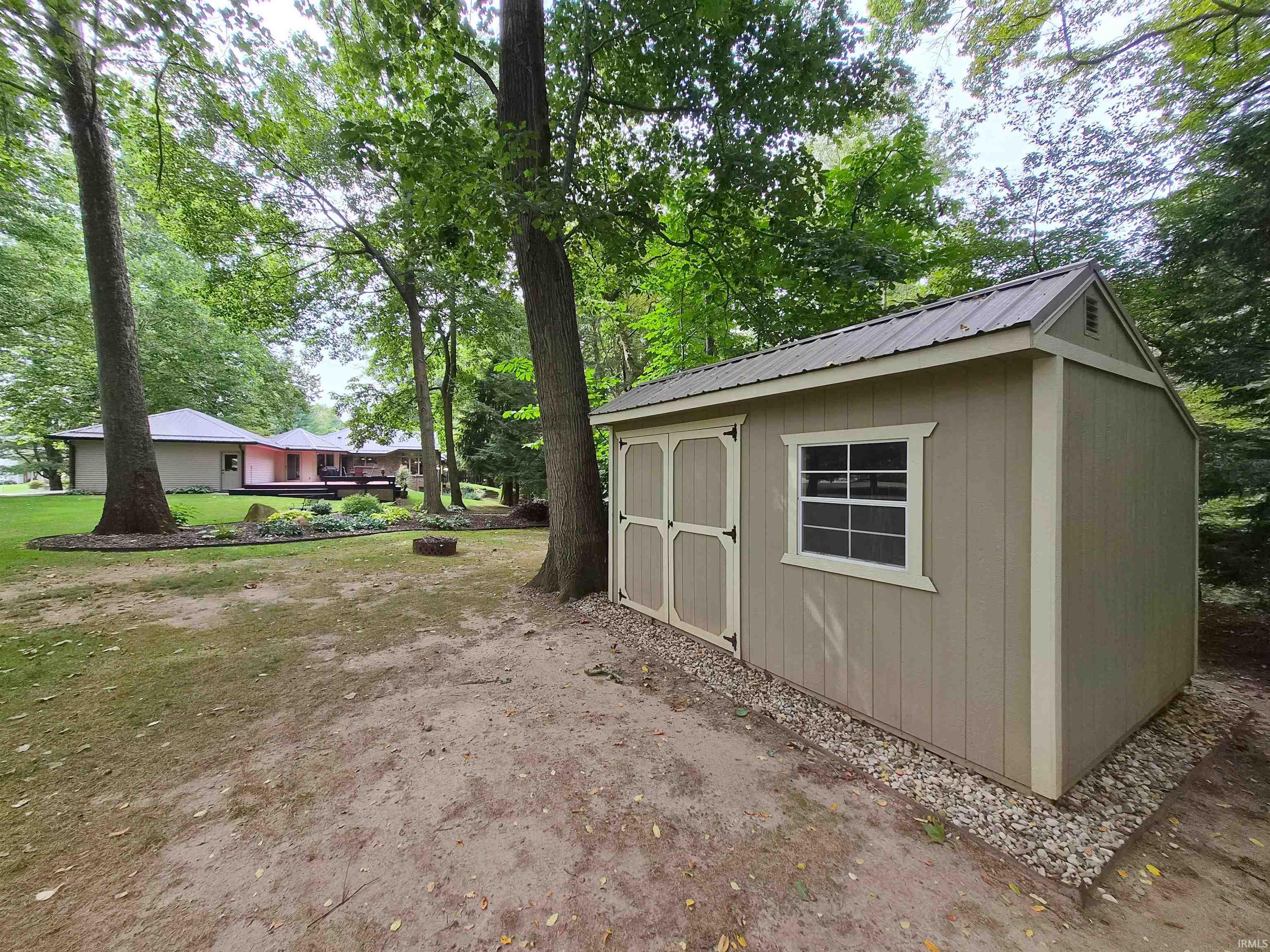 2329 S Old Ditch Road Warsaw IN 46580
