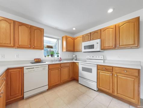 9141 Southport Drive Evansville IN 47711