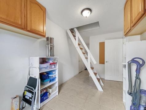 9141 Southport Drive Evansville IN 47711