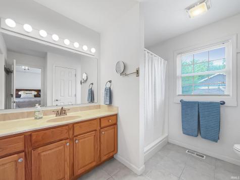9141 Southport Drive Evansville IN 47711