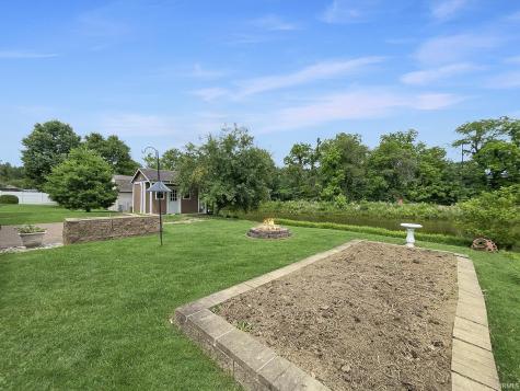 9141 Southport Drive Evansville IN 47711