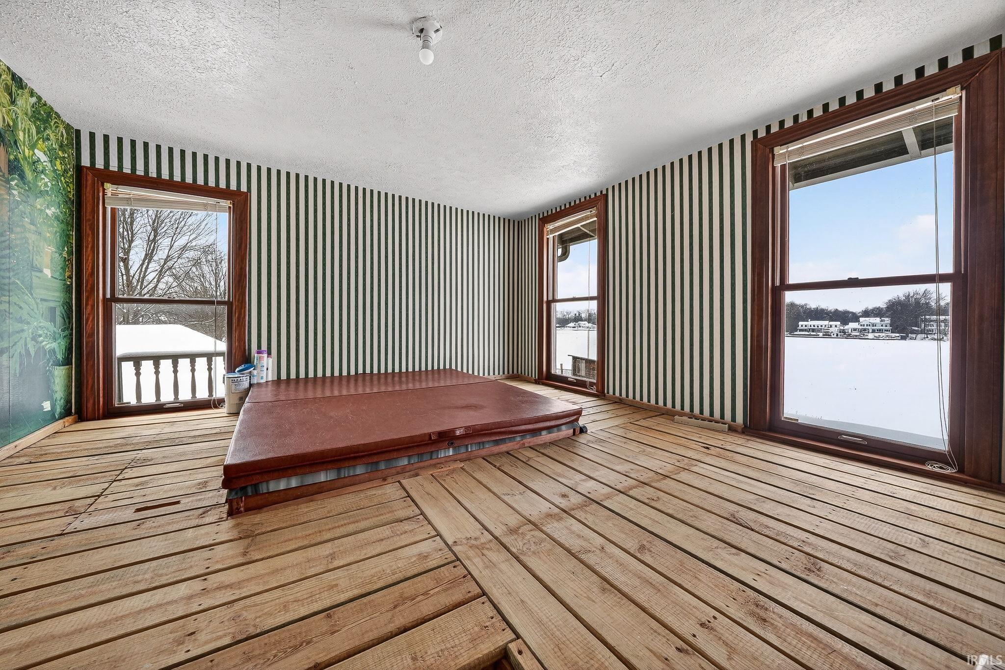 1312 E Jackson Boulevard Elkhart IN 46516
