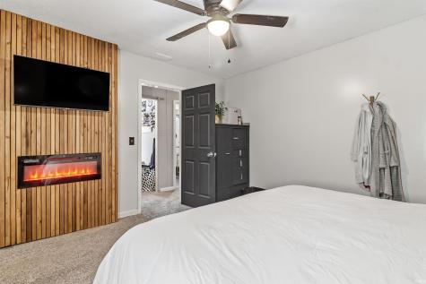 121 E South B Street Gas City IN 46933