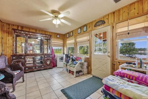 6601 E Harrold Road Churubusco IN 46723