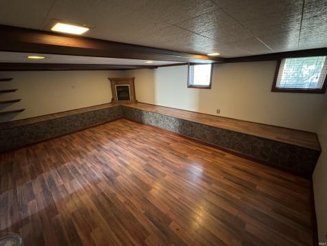 102 S Van Buren Street Monroe IN 46772