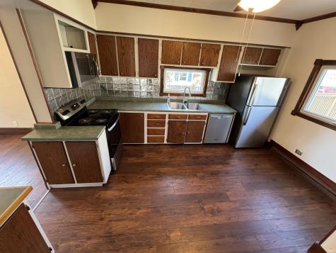 102 S Van Buren Street Monroe IN 46772