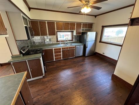 102 S Van Buren Street Monroe IN 46772