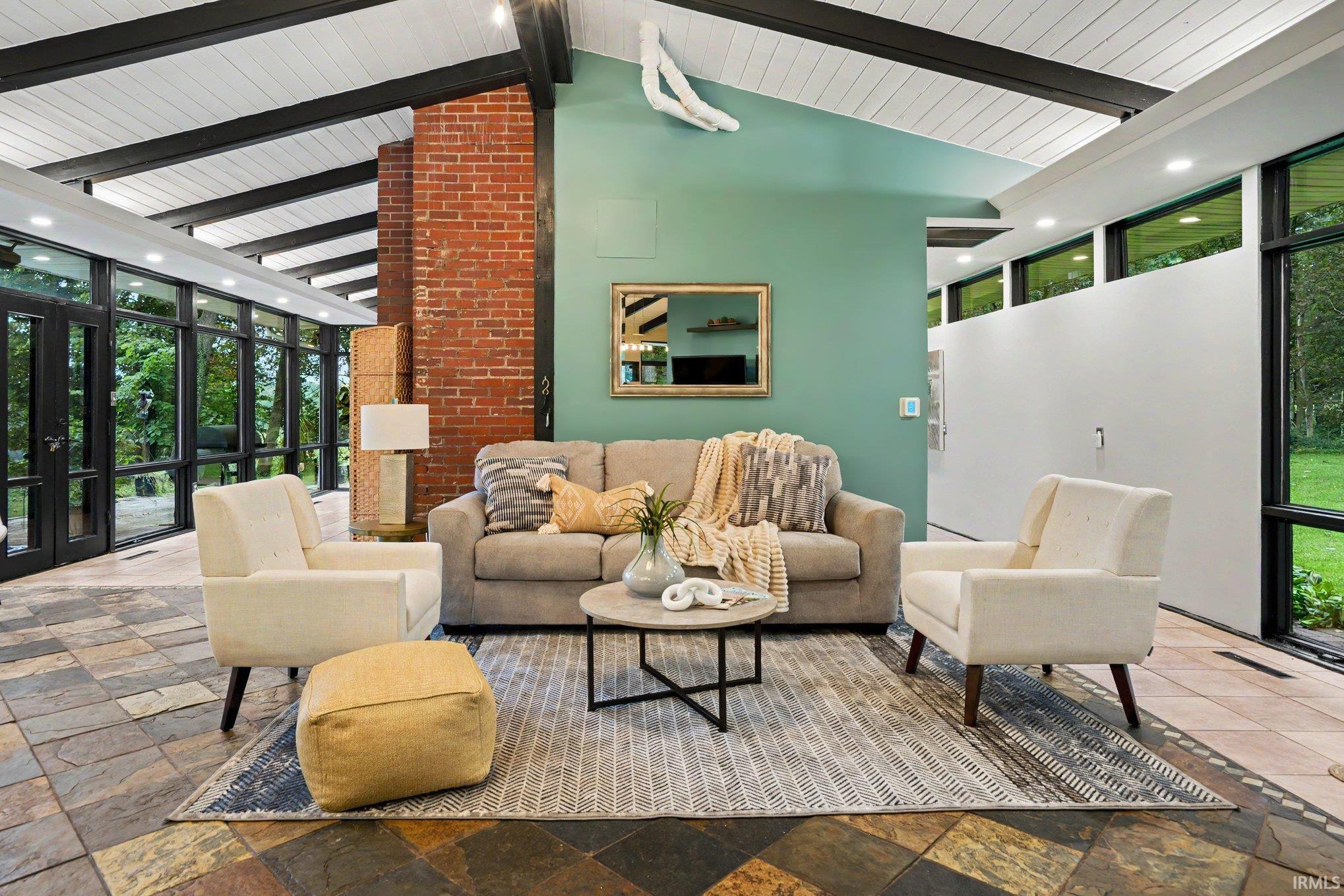 1910 Ribourde Drive South Bend IN 46628